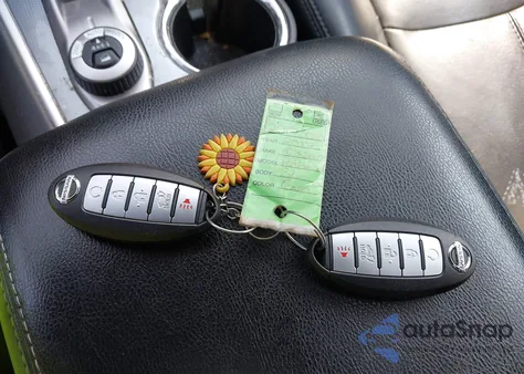 2017 Nissan Pathfinder Sl z USA, uszkodzony, nr VIN 5N1DR2MM6HC913013